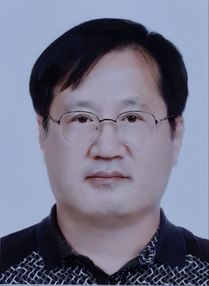 Dr. Ok-Keun Song, Vice President of Engineering at CYNORA